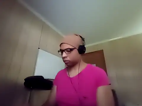 NaturalBeautyQueen online show from 09/23/25, 12:41