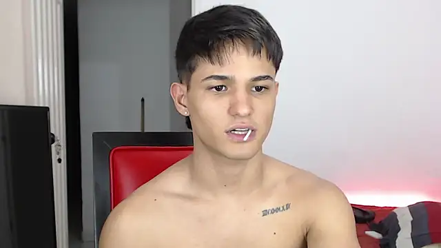 Alex mojica online show from 11/09/25, 05:17