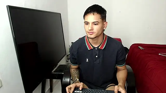 Alex mojica online show from 02/01/26, 06:01