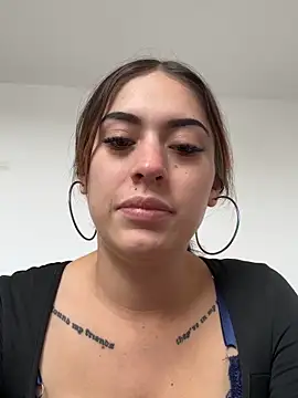 KarolineAndJake online show from 09/20/25, 08:54