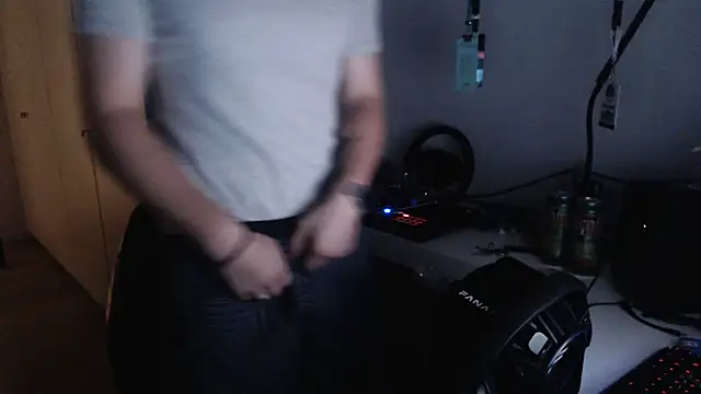 Snapshot of Stashx88 chatting on 11/08/25, 12:00 Stashx88 online show from 11/08/25, 12:00