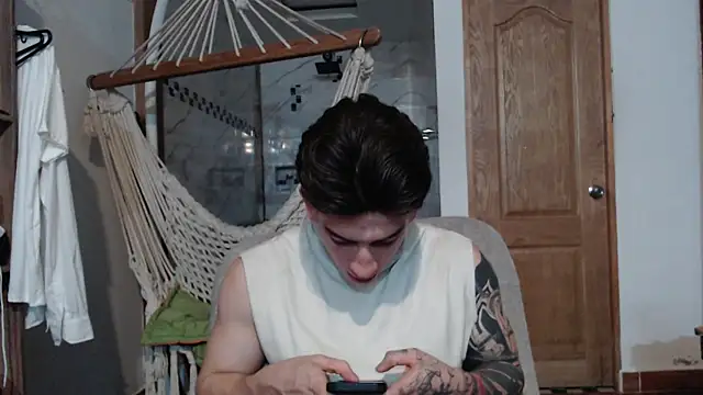 AteneoJr online show from 10/19/25, 04:24