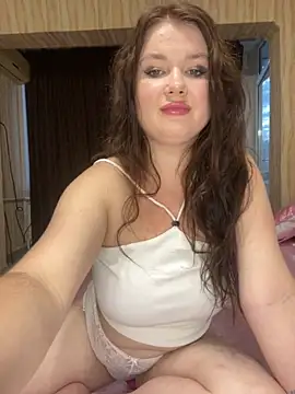 Snapshot of Di_Olivia chatting on 09/18/25, 04:09 Di Olivia online show from 09/18/25, 04:09