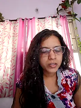 thanusi 2 online show from 09/28/25, 08:42