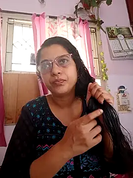 thanusi 2 online show from 10/13/25, 06:46