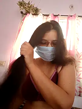 thanusi 2 online show from 04/17/26, 04:15