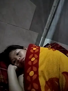 LinhNa999 online show from 11/26/25, 01:39