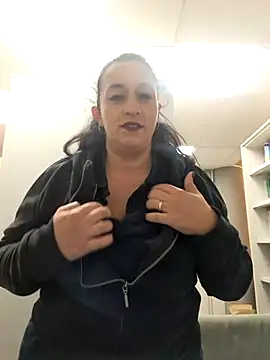 monella821 online show from 11/26/25, 04:19