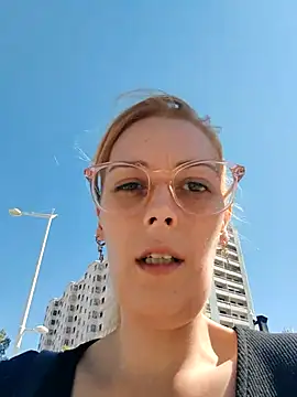 Snapshot of Mila_Luciphya chatting on 09/16/25, 11:22 Mila Luciphya online show from 09/16/25, 11:22