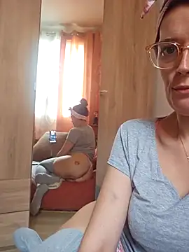 Mila Luciphya online show from 02/03/26, 10:42