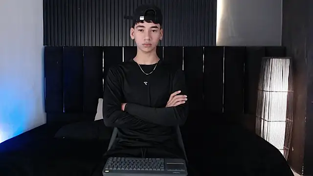 Dominic ghost online show from 03/14/26, 03:23
