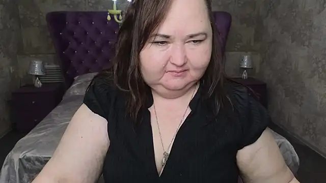 Eloisa Eliot online show from 11/17/25, 04:46