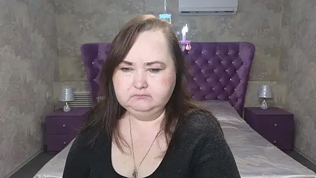 Eloisa Eliot online show from 12/04/25, 04:48