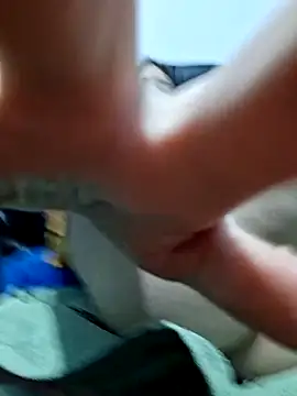 vaneza1999 online show from 11/04/25, 09:03