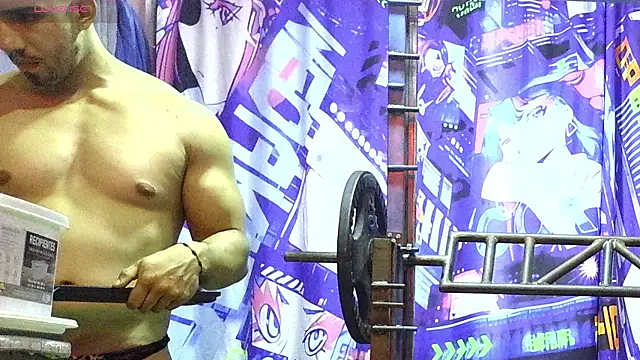 Liam forest  online show from 04/13/26, 10:37