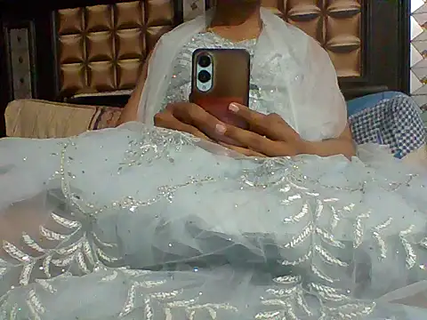 ruhithakur65 online show from 02/19/26, 07:54