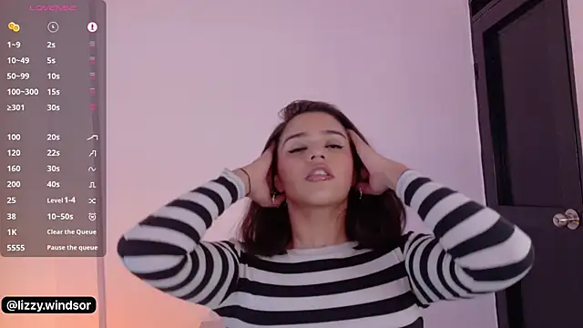 Snapshot of lizzywindsor chatting on 02/11/26, 12:32 lizzywindsor online show from 02/11/26, 12:32