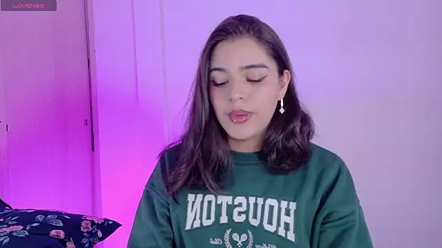 Snapshot of lizzywindsor chatting on 03/02/26, 12:45 lizzywindsor online show from 03/02/26, 12:45