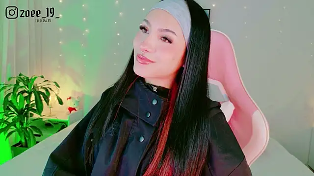 cuteezoe online show from 03/24/26, 02:49