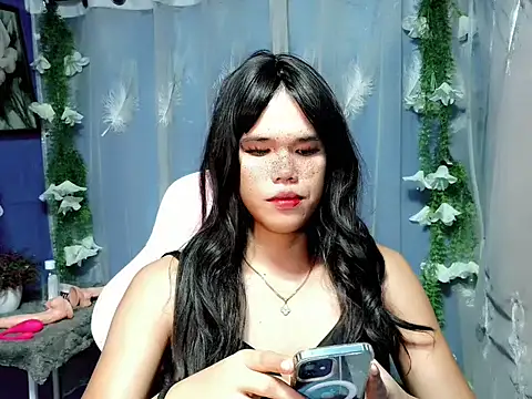 Snapshot of Slutty_Isabelle chatting on 10/19/25, 09:43 Slutty Isabelle online show from 10/19/25, 09:43