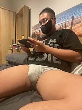 Snapshot of kristan__ chatting on 11/02/25, 07:11 kristan   online show from 11/02/25, 07:11