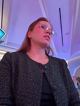 Snapshot of Mrs_MrLove chatting on 03/02/26, 05:08 Mrs MrLove online show from 03/02/26, 05:08