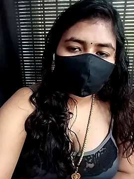 Snapshot of Tamil_Lotus chatting on 09/16/25, 05:41 Tamil Lotus online show from 09/16/25, 05:41