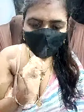 Snapshot of Tamil_Lotus chatting on 10/14/25, 05:03 Tamil Lotus online show from 10/14/25, 05:03