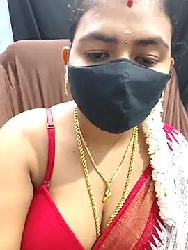 Snapshot of Tamil_Lotus chatting on 11/11/25, 05:35 Tamil Lotus online show from 11/11/25, 05:35