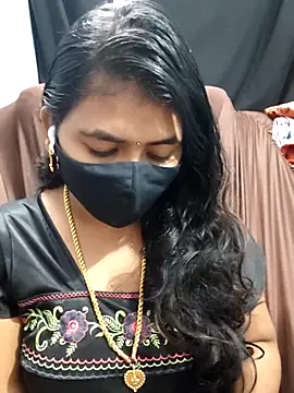 Snapshot of Tamil_Lotus chatting on 11/21/25, 05:11 Tamil Lotus online show from 11/21/25, 05:11