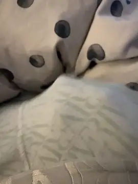 Snapshot of K13XXXX chatting on 11/14/25, 08:46 K13XXXX online show from 11/14/25, 08:46