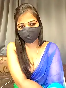 Snapshot of Misss-julli chatting on 11/05/25, 01:05 Misss-julli online show from 11/05/25, 01:05