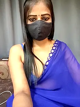 Snapshot of Misss-julli chatting on 11/16/25, 06:46 Misss-julli online show from 11/16/25, 06:46