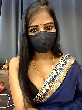 Snapshot of Misss-julli chatting on 11/29/25, 07:55 Misss-julli online show from 11/29/25, 07:55