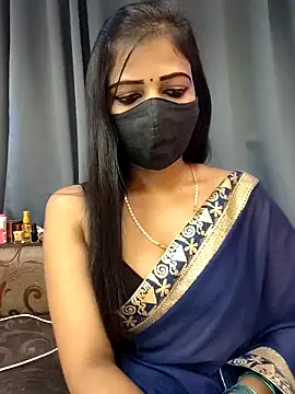 Snapshot of Misss-julli chatting on 11/30/25, 02:48 Misss-julli online show from 11/30/25, 02:48