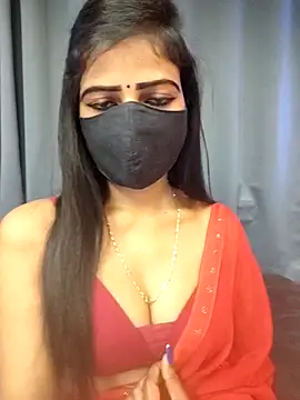 Snapshot of Misss-julli chatting on 02/23/26, 03:37 Misss-julli online show from 02/23/26, 03:37