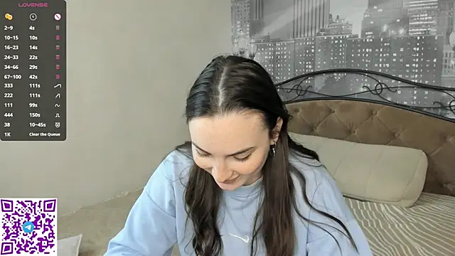 VanessaGrome online show from 09/30/25, 07:08