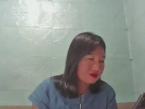 Snapshot of sluttymisuki chatting on 03/03/26, 12:33 sluttymisuki online show from 03/03/26, 12:33