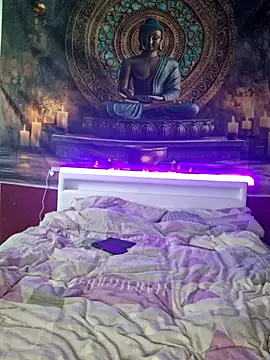 SlimBellaa online show from 11/12/25, 12:05