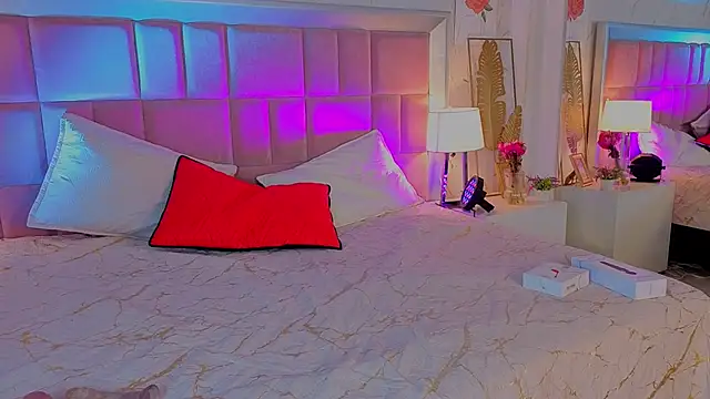 AlanaOdison online show from 04/09/26, 07:41