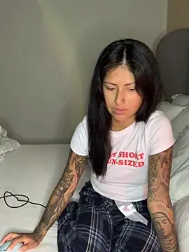 mrskarmaa online show from 09/08/25, 09:25