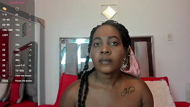 Emilly roaa online show from 03/04/26, 12:00