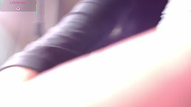 Snapshot of Lina_Montclair chatting on 11/13/25, 07:35 Lina Montclair online show from 11/13/25, 07:35