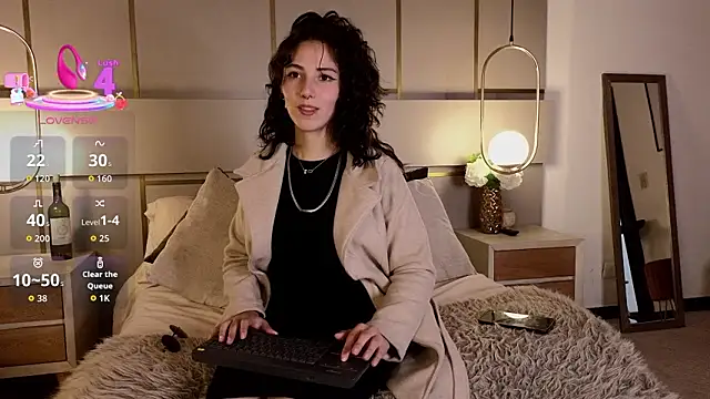 Lina Montclair online show from 03/10/26, 07:52