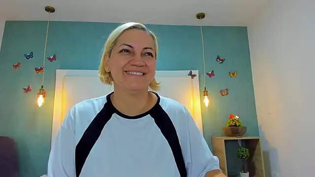 Heidy milf online show from 10/08/25, 08:06