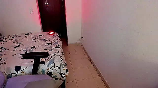 lain t online show from 11/05/25, 08:25