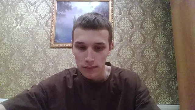 Snapshot of your___honeyy chatting on 09/28/25, 10:09 your   honeyy online show from 09/28/25, 10:09