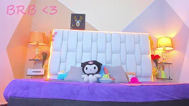 Snapshot of MilkWhore1 chatting on 09/24/25, 12:30 MilkWhore1 online show from 09/24/25, 12:30