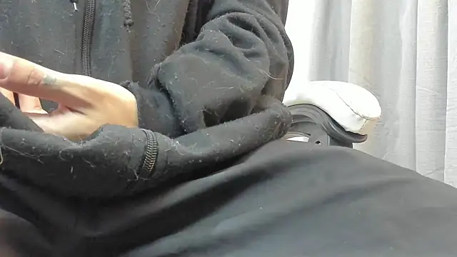 MilkWhore1 online show from 03/03/26, 08:48