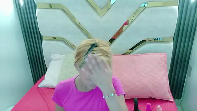 charlotte phaeton online show from 02/18/26, 10:28